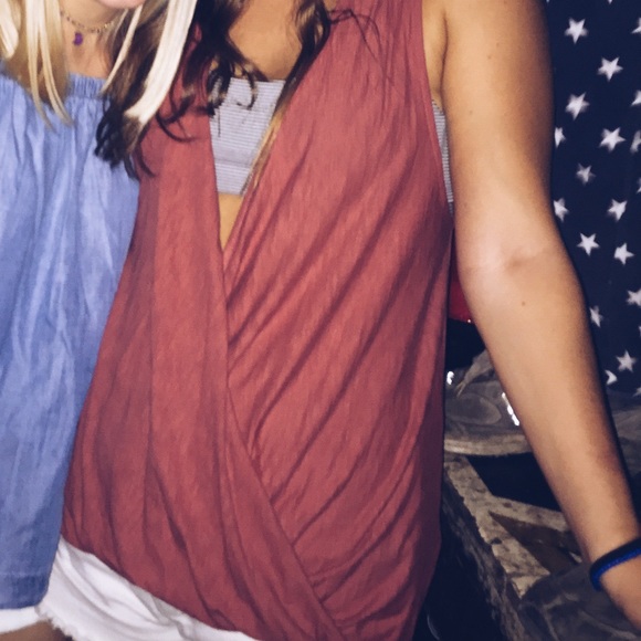 Top - Picture 4 of 4